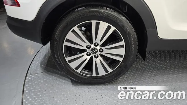 Kia Sportage 2013 thumb 5