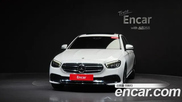 Mercedes-Benz E-Класс 2022 thumb 2