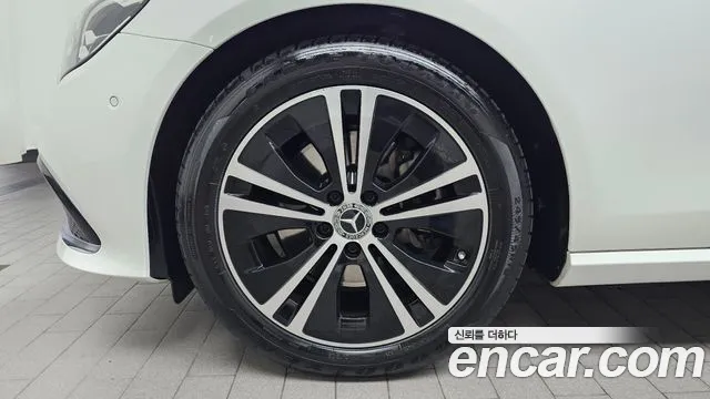 Mercedes-Benz E-Класс 2022 thumb 4