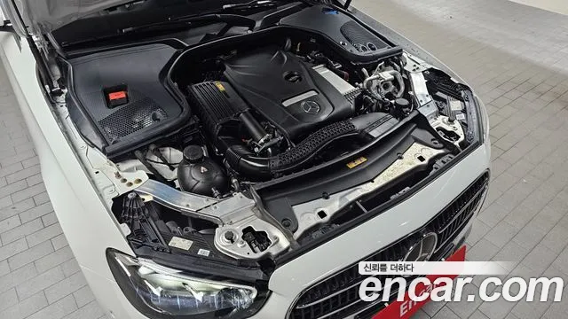 Mercedes-Benz E-Класс 2022 thumb 5