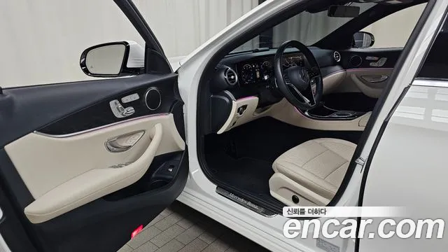 Mercedes-Benz E-Класс 2022 thumb 9