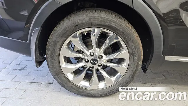 Kia Sorento 2018 thumb 5