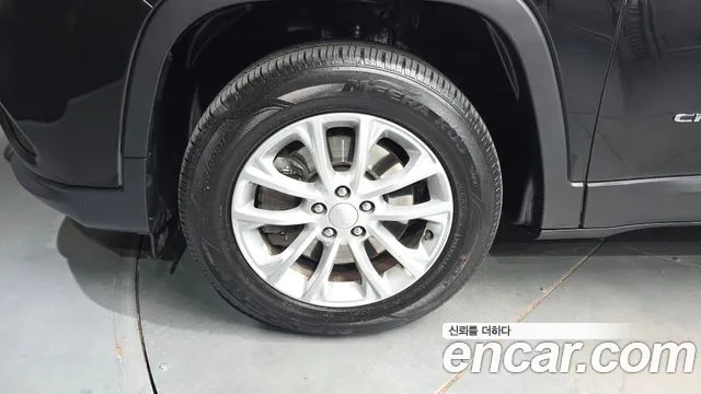 Jeep Cherokee 2019 thumb 5