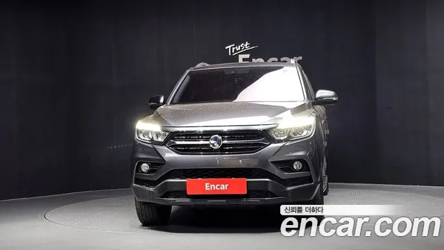 KG_Mobility_Ssangyong Rexton 2018 thumb 3