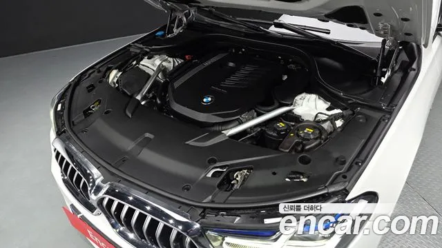 BMW Gran Turismo 2021 thumb 6