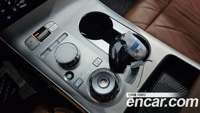 Genesis GV70 2025 thumb 9