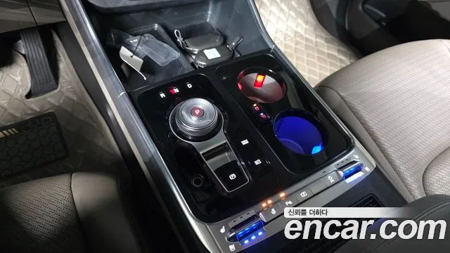 Kia Carnival 2024 thumb 9