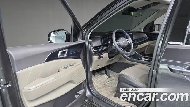 Kia Carnival 2024 thumb 11