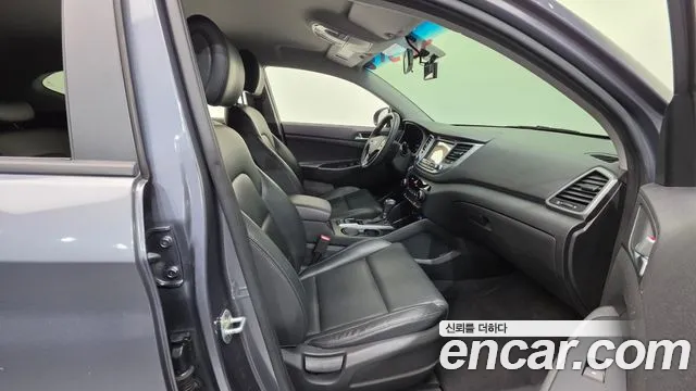 Hyundai Tucson 2015 thumb 10