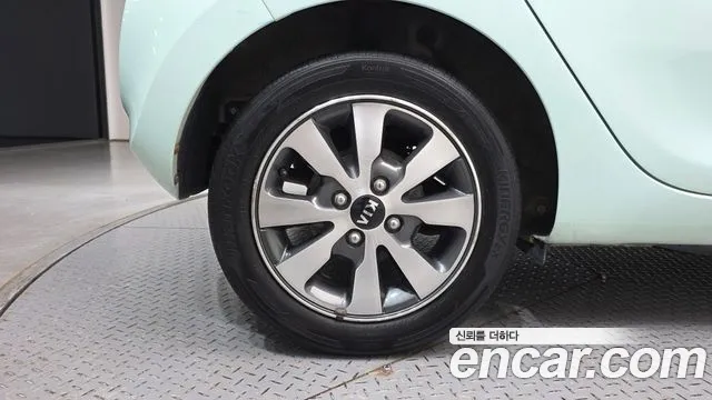 Kia Morning 2014 thumb 5