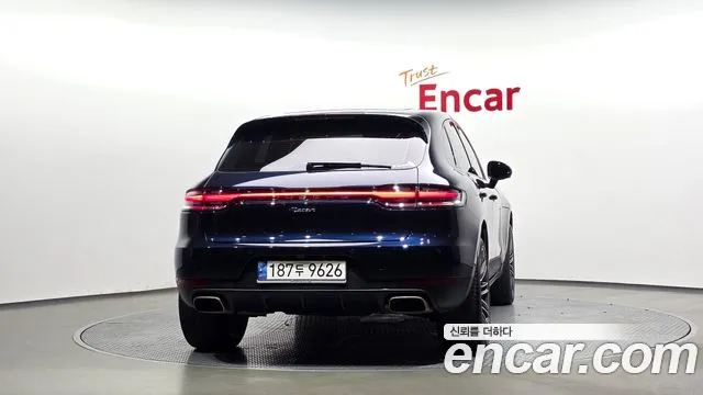 Porsche Macan 2021 thumb 4