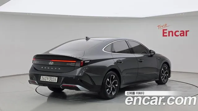 Hyundai Sonata 2024 thumb 2