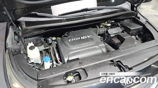 Kia Carnival 2014 thumb 6