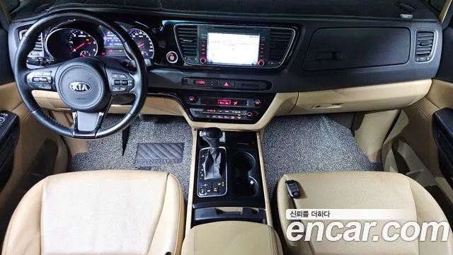 Kia Carnival 2014 thumb 7
