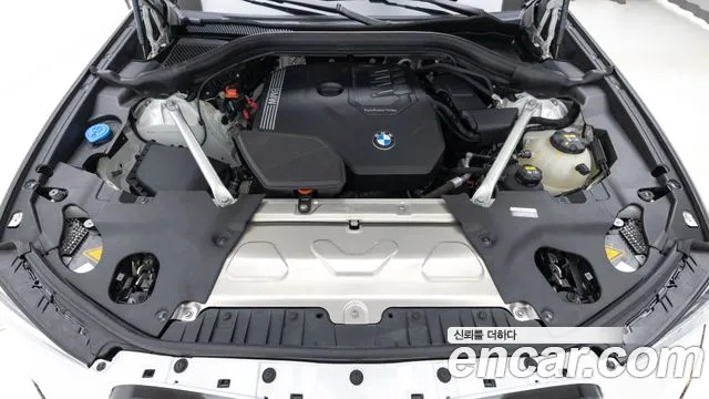 BMW X4 2022 thumb 6