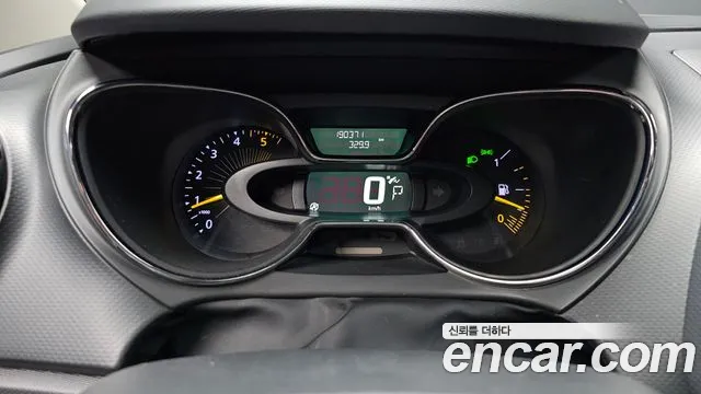 Renault-KoreaSamsung Captur 2015 thumb 8