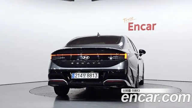 Hyundai Sonata 2023 thumb 3
