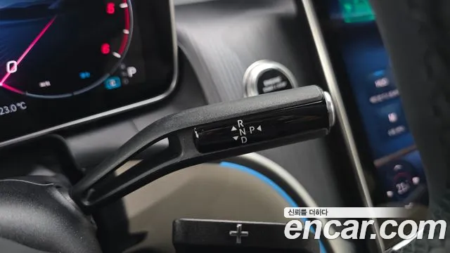 Mercedes-Benz GLC 2026 thumb 9
