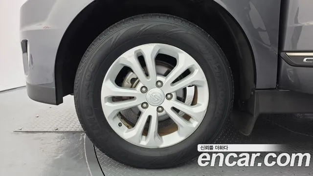 KG_Mobility_Ssangyong KORANDO 2014 thumb 5