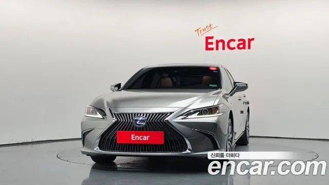 Lexus ES 2019 thumb 3