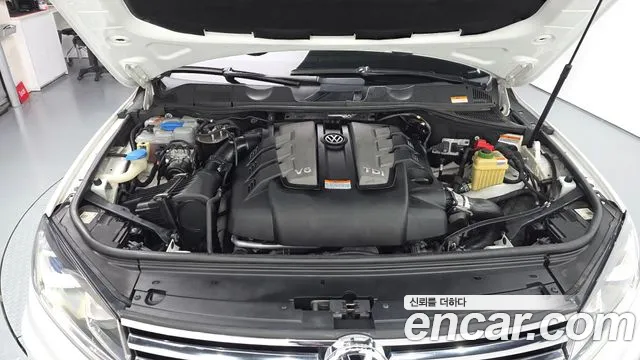 Volkswagen Touareg 2016 thumb 6