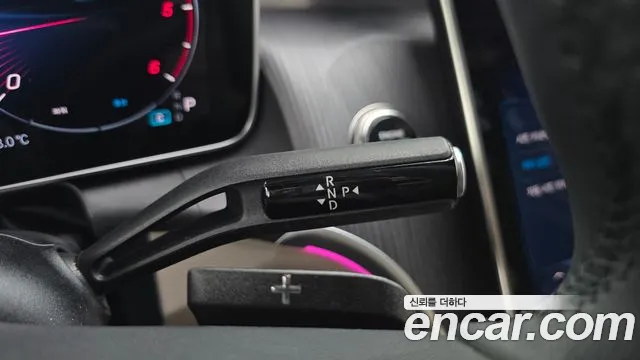Mercedes-Benz GLC 2026 thumb 9