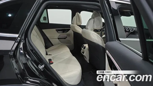 Mercedes-Benz GLC 2026 thumb 11