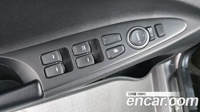 Hyundai Sonata 2010 thumb 11