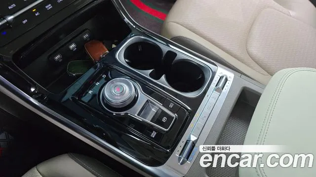 Kia Carnival 2020 thumb 9