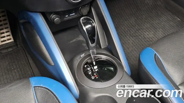 Hyundai Veloster 2012 thumb 8