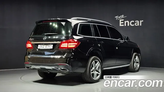 Mercedes-Benz GLS 2017 thumb 2