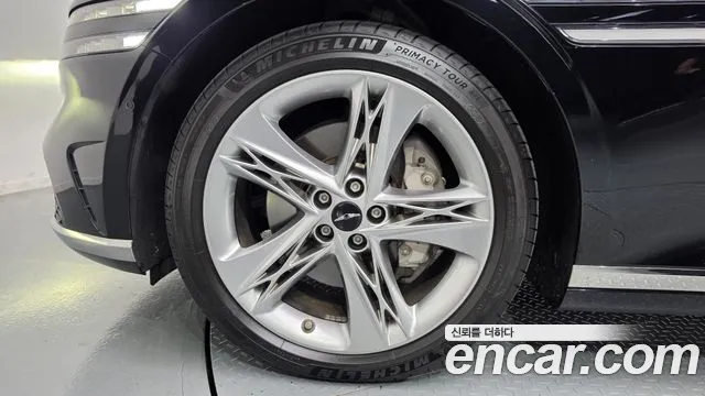 Genesis G90 2022 thumb 5
