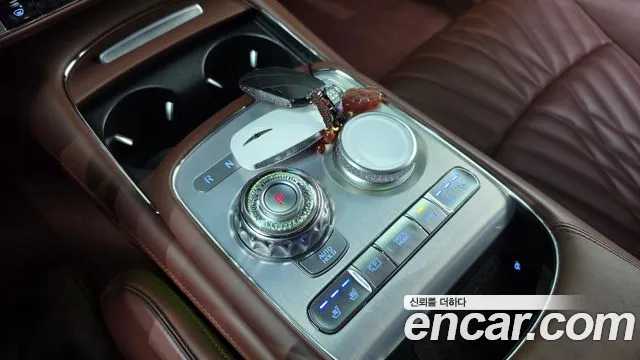 Genesis G90 2022 thumb 9