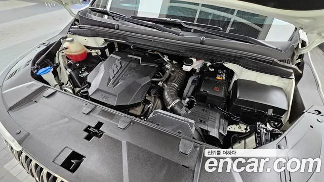 Kia Carnival 2023 thumb 6