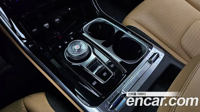 Kia Carnival 2023 thumb 9