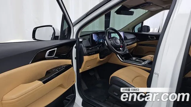 Kia Carnival 2023 thumb 10