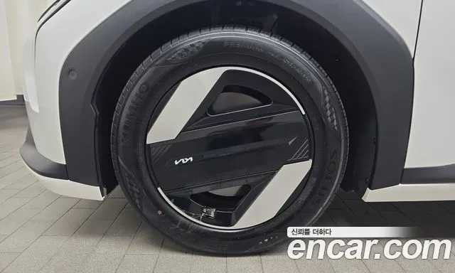 Kia EV4 2025 thumb 4