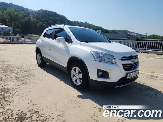 ChevroletGMDaewoo Tracker 2016 thumb 12