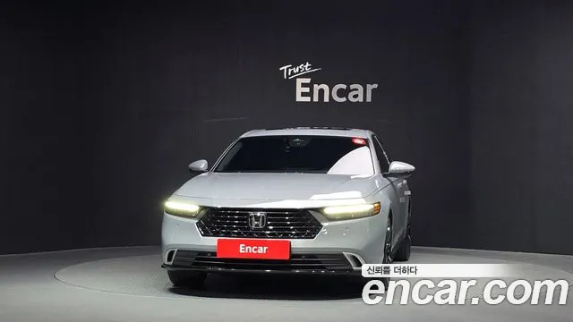 Honda Accord 2023 thumb 3