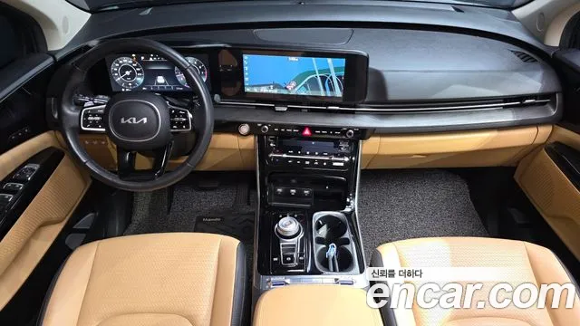 Kia Carnival 2023 thumb 6