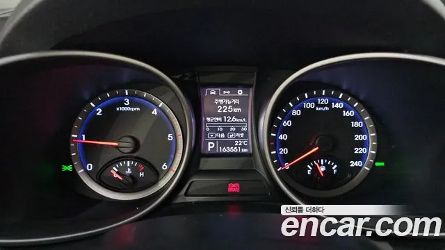 Hyundai Santa Fe 2013 thumb 8
