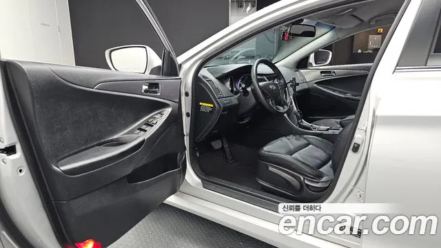 Hyundai Sonata 2013 thumb 10