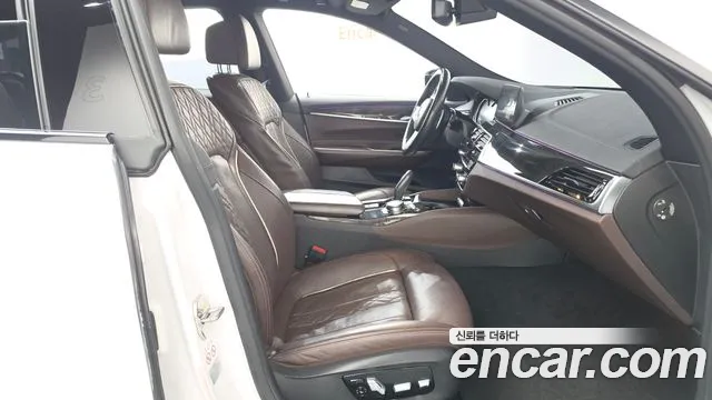 BMW Gran Turismo 2018 thumb 11