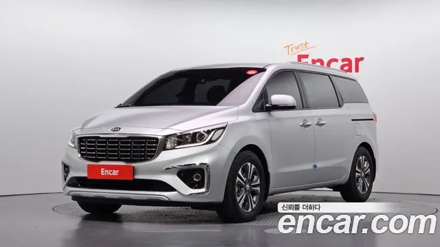 Kia Carnival 2018 thumb 11