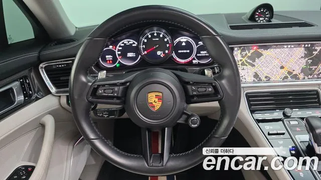 Porsche Panamera 2021 thumb 9