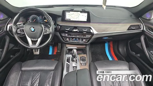 BMW 5-Series 2017 thumb 7