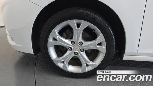ChevroletGMDaewoo Cruze 2017 thumb 5