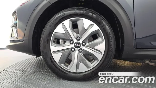 Kia Niro 2019 thumb 5