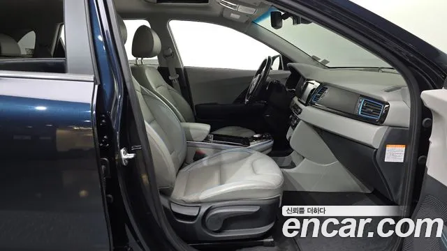 Kia Niro 2019 thumb 11