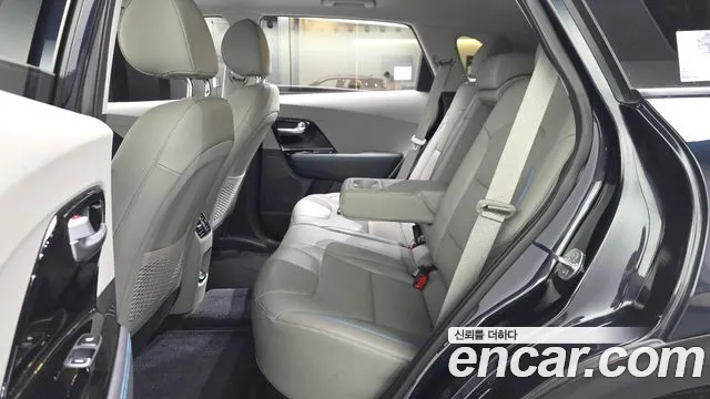 Kia Niro 2019 thumb 12